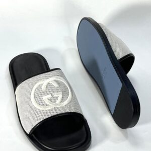 Gucci Flat Slippers Gucci Flat Slippers