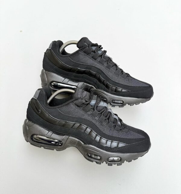Nike Air Max 95 Essential