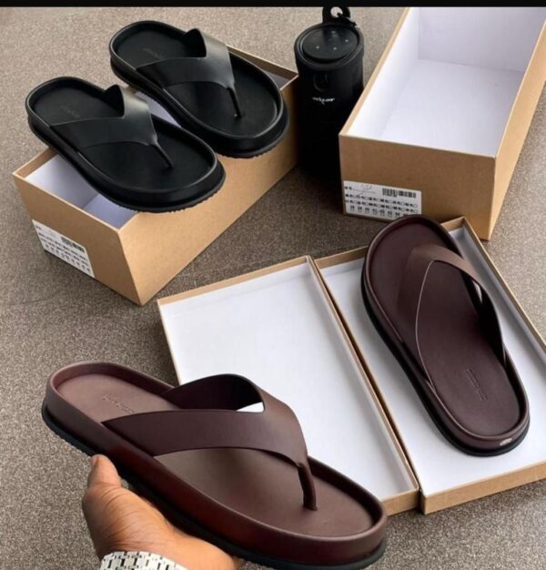 Zara-Flip-Flop-Slides.jpg Zara-Flip-Flop-Slides.jpg