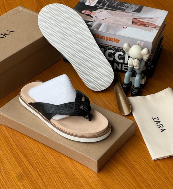 Zara Palm Slippers – black Zara Palm Slippers – black