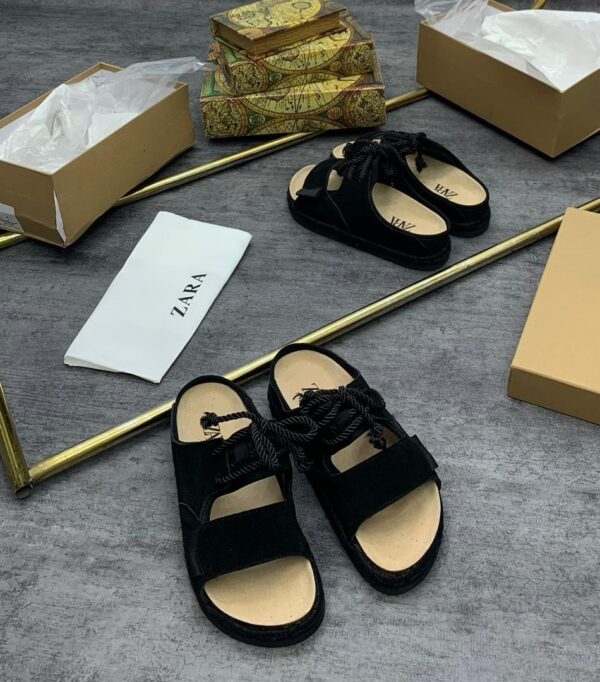 ZARA Flatform Sandal | Chic Height & Effortless Comfort ZARA Flatform Sandal | Chic Height & Effortless Comfort