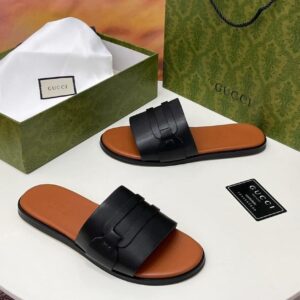 Gucci Black Leather Men’s Slides – Luxury Designer Footwear