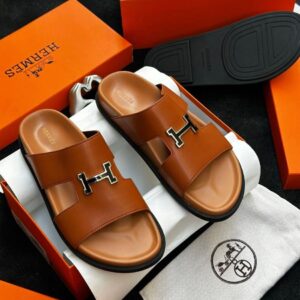 Hermès Men’s Leather Slide Slippers with “H” Logo – Luxury Designer Footwear